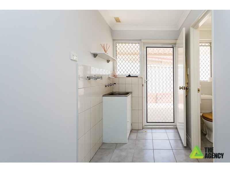 11 Diviney Court, Parkwood WA 6147