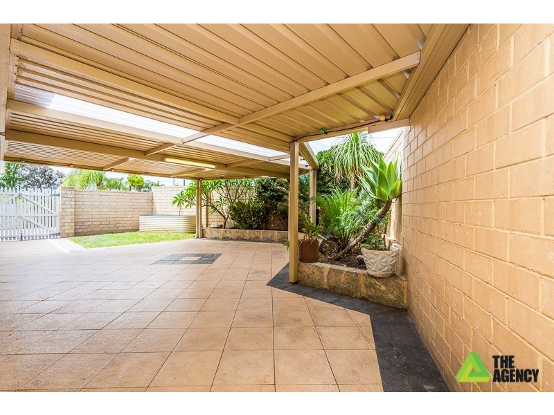 11 Diviney Court, Parkwood WA 6147