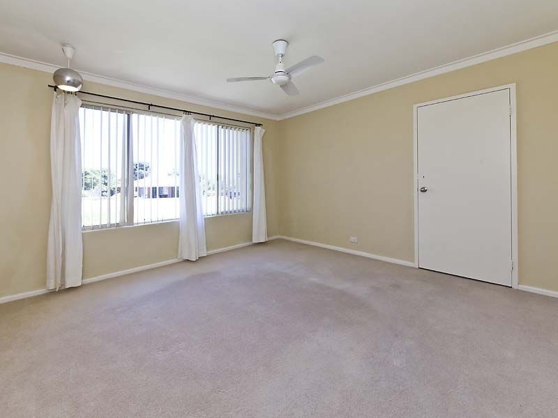 8 Birch Road, Padbury WA 6025