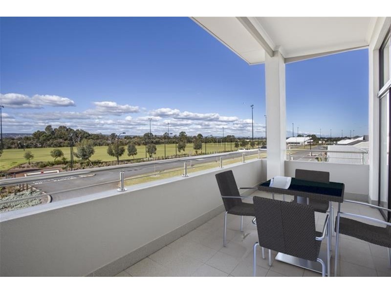 2/99 Bordeaux Parade, Ellenbrook WA 6069