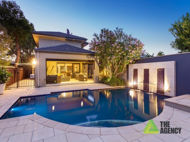 43 Bricknell Road, Attadale WA 6156