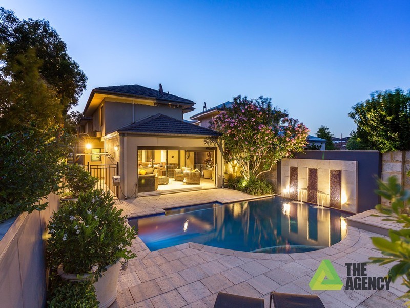 43 Bricknell Road, Attadale WA 6156