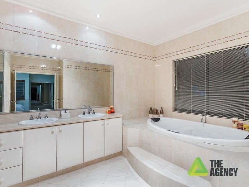 43 Bricknell Road, Attadale WA 6156