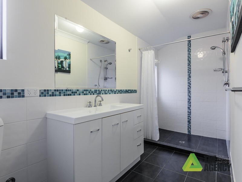 43 Scaphella Avenue, Mullaloo WA 6027