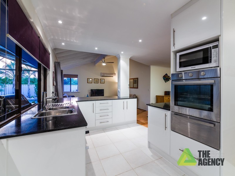 43 Scaphella Avenue, Mullaloo WA 6027