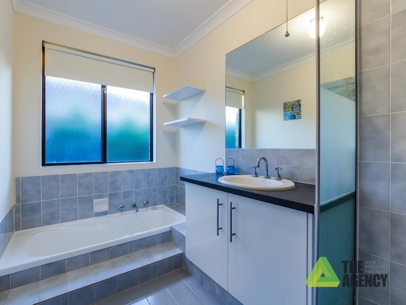 43 Scaphella Avenue, Mullaloo WA 6027