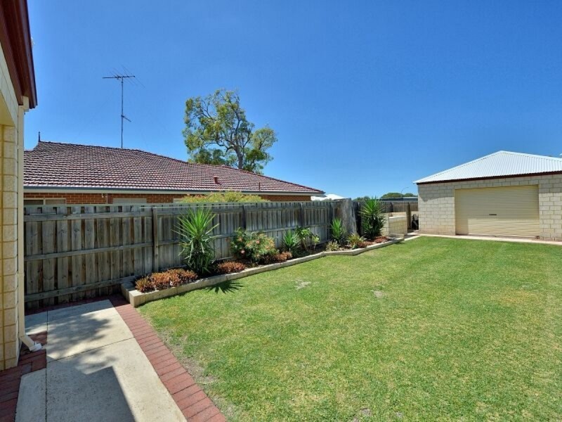 2 Placid Waters Parade, Coodanup WA 6210