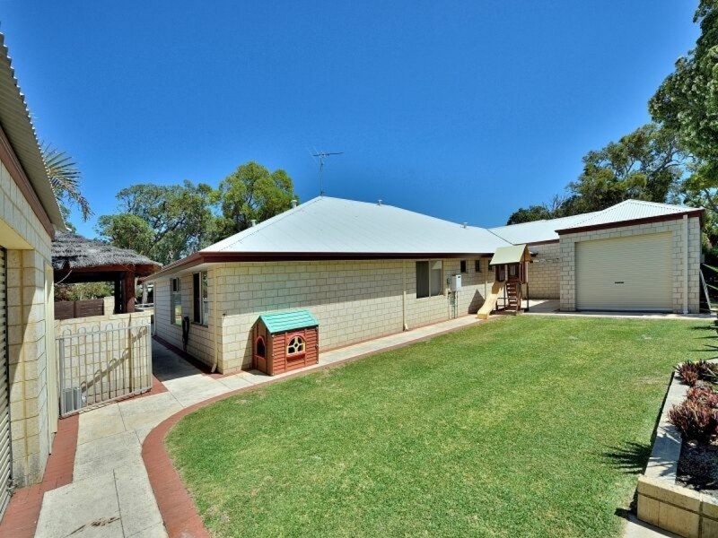 2 Placid Waters Parade, Coodanup WA 6210