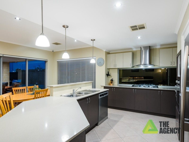 31 Brigalow Bend, Ellenbrook WA 6069