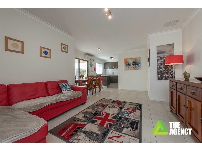 5 Laila Turn, Madeley WA 6065