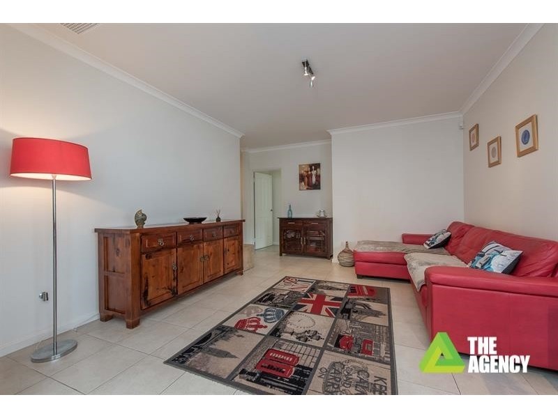 5 Laila Turn, Madeley WA 6065