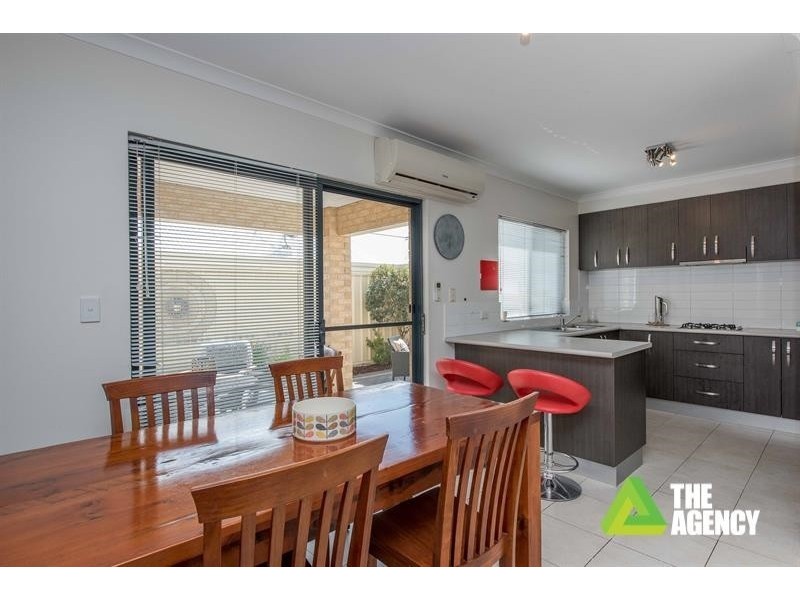 5 Laila Turn, Madeley WA 6065