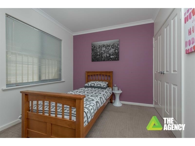 5 Laila Turn, Madeley WA 6065