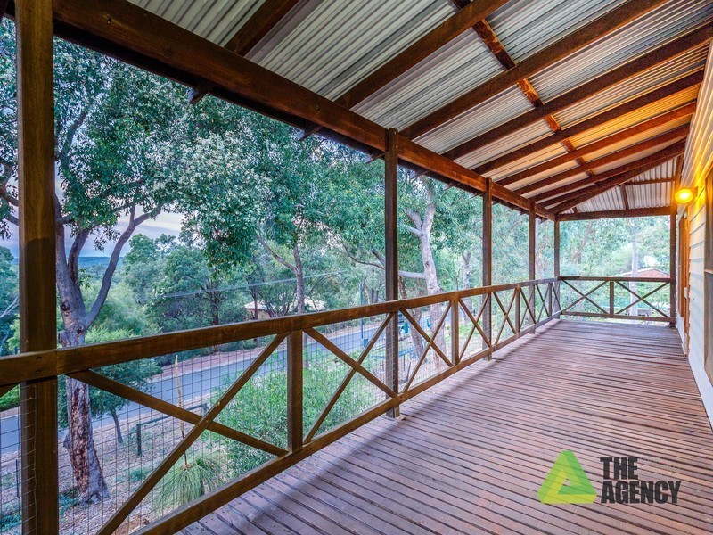 13 Coreen Way, Kalamunda WA 6076