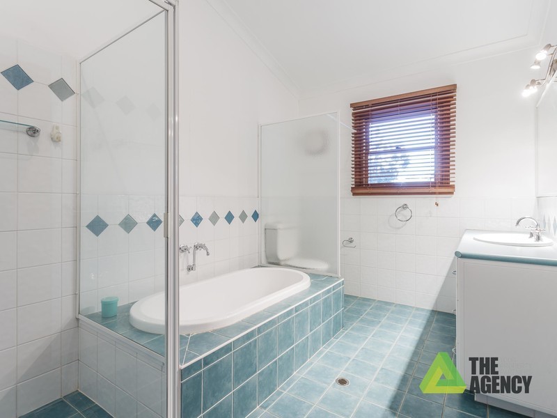 13 Coreen Way, Kalamunda WA 6076