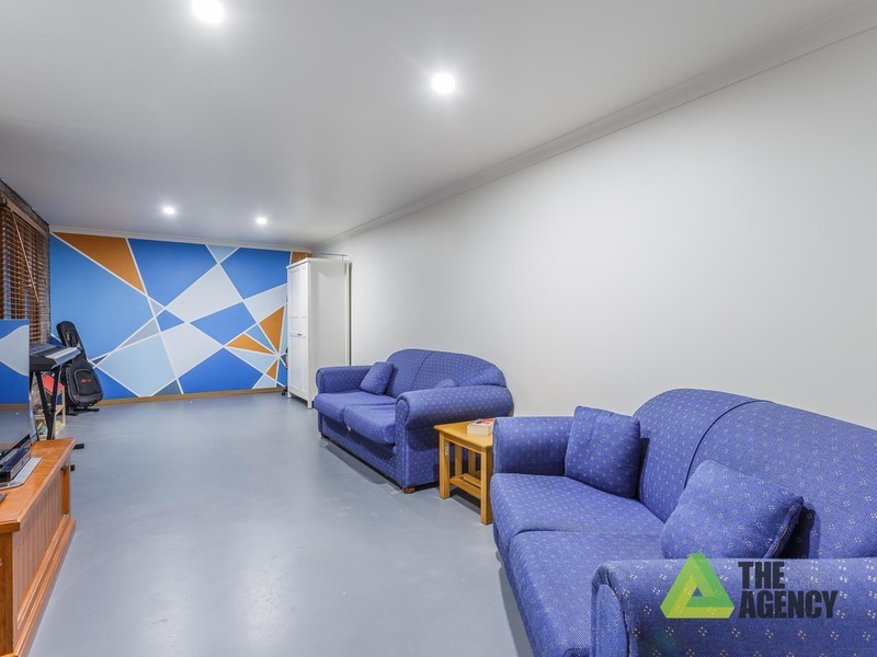 13 Coreen Way, Kalamunda WA 6076