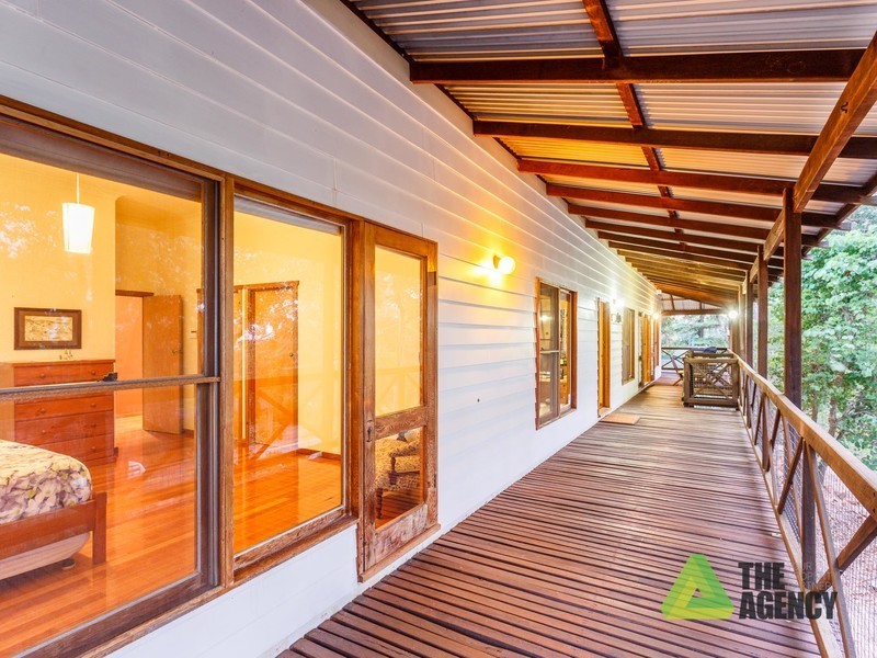 13 Coreen Way, Kalamunda WA 6076