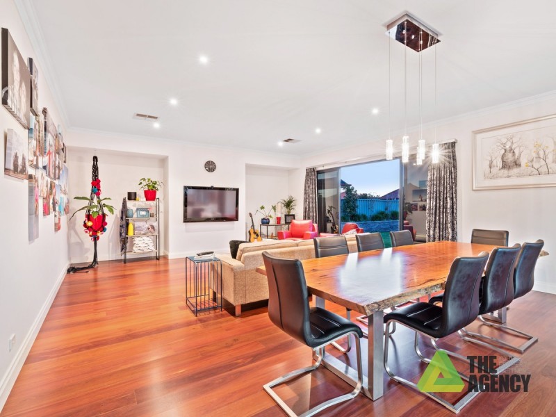 9 Tuckeroo Parade, Helena Valley WA 6056