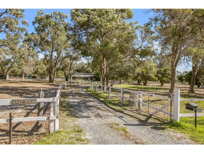 111 Blair Road, Oakford WA 6121
