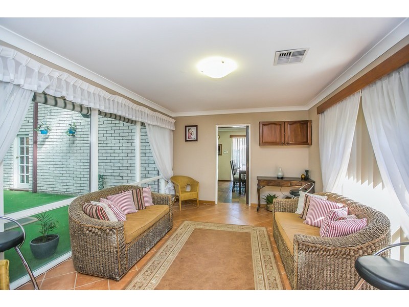 111 Blair Road, Oakford WA 6121