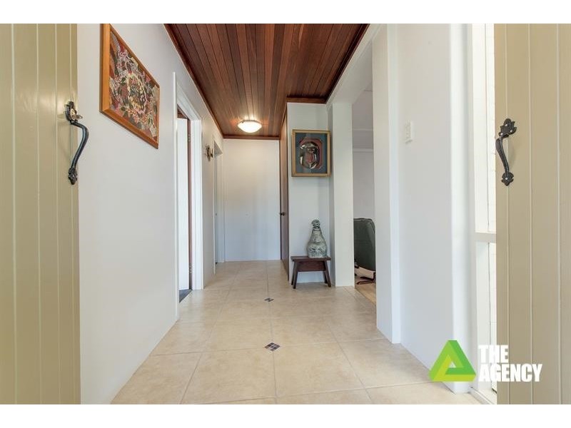 10 Dickens Walk, Carine WA 6020