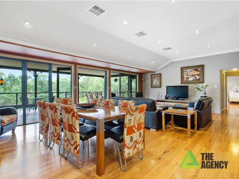 120 Glenroy Court, Hovea WA 6071