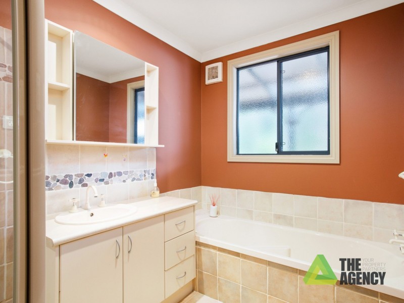 120 Glenroy Court, Hovea WA 6071