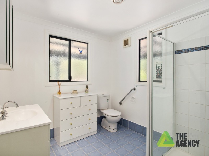 120 Glenroy Court, Hovea WA 6071