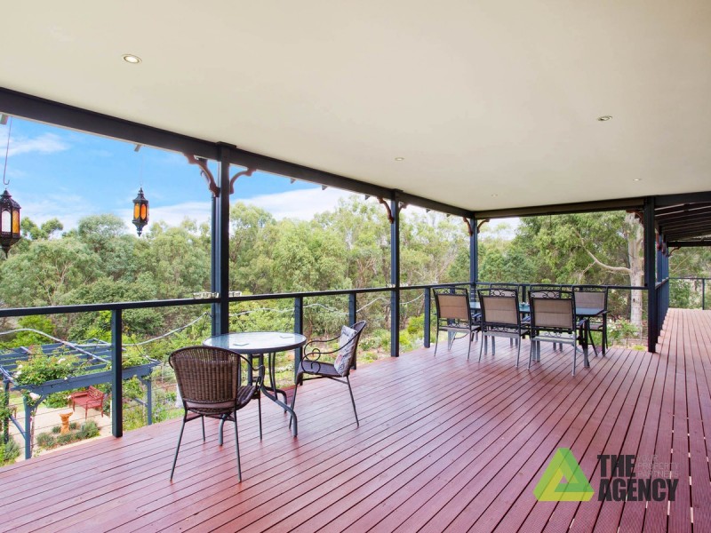 120 Glenroy Court, Hovea WA 6071