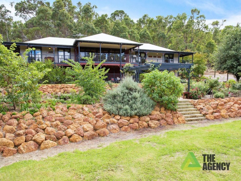 120 Glenroy Court, Hovea WA 6071