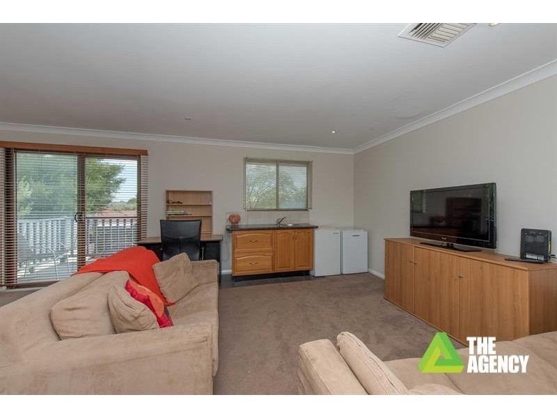 10B Hubbard Drive, Padbury WA 6025