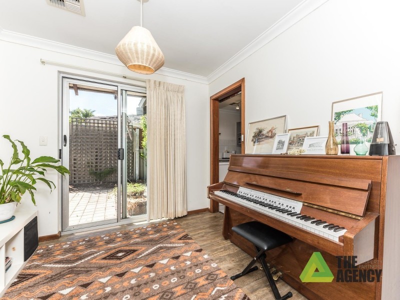 5 Denford Street, Kenwick WA 6107