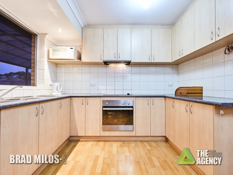 4 Mensa Close, Rockingham WA 6168