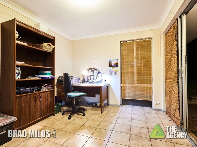 4 Mensa Close, Rockingham WA 6168