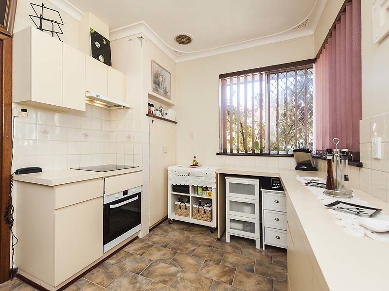 23 Quadea Way, Nollamara WA 6061