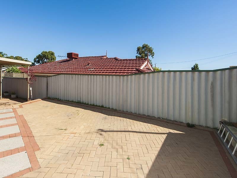 23 Quadea Way, Nollamara WA 6061