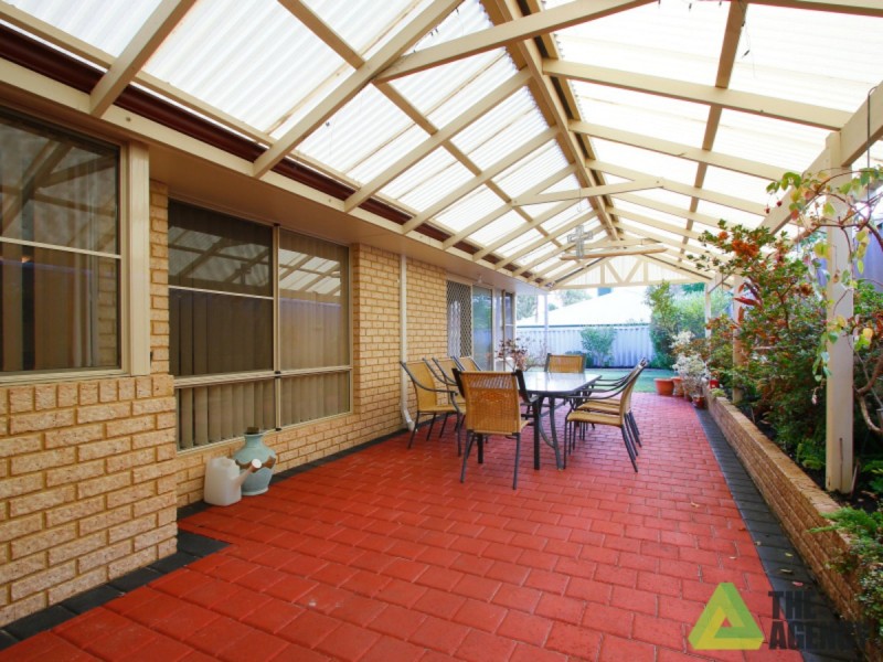 64 Waratah Boulevard, Canning Vale WA 6155