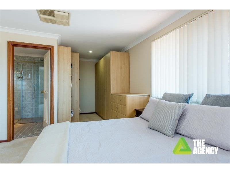 8 Thorpe Place, Carine WA 6020