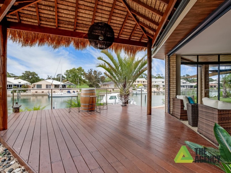 48 Cambria Island Retreat, Halls Head WA 6210