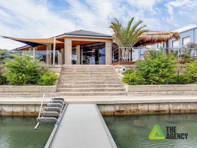 48 Cambria Island Retreat, Halls Head WA 6210
