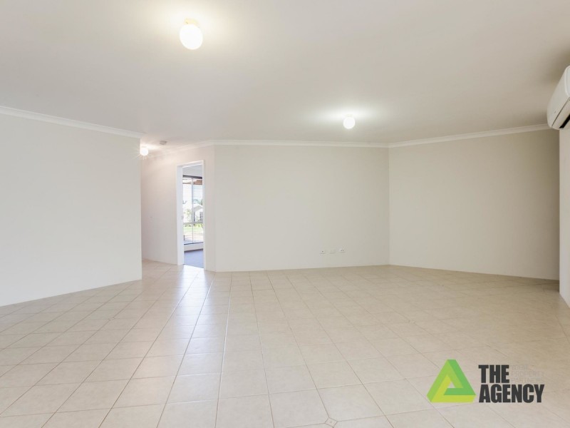 20 Muntries Place, Halls Head WA 6210