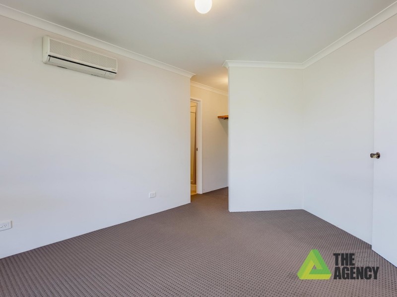 20 Muntries Place, Halls Head WA 6210