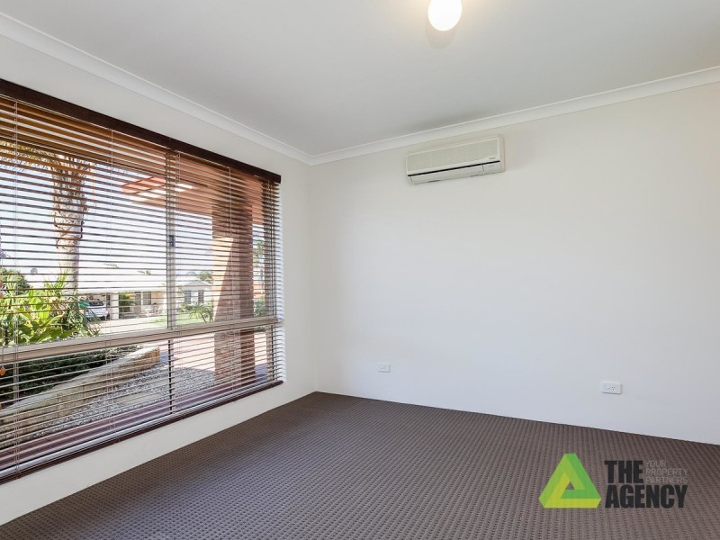 20 Muntries Place, Halls Head WA 6210