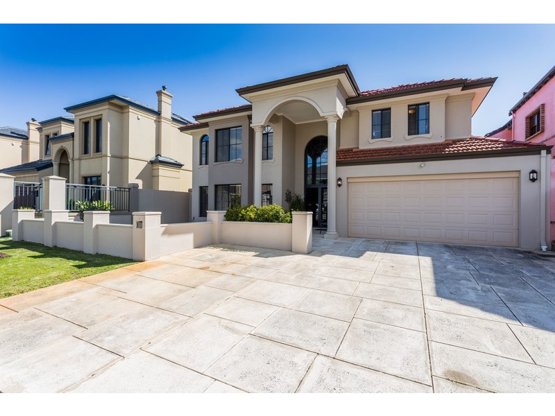 6 Kirkby Ridge, Salter Point WA 6152