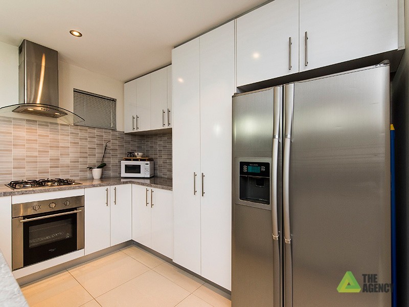 42 Dallington Crescent, Balga WA 6061