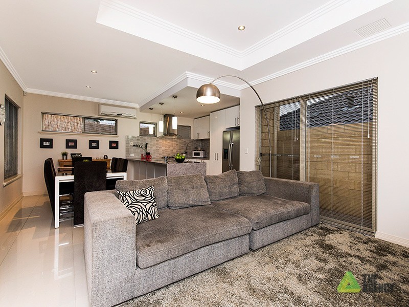 42 Dallington Crescent, Balga WA 6061