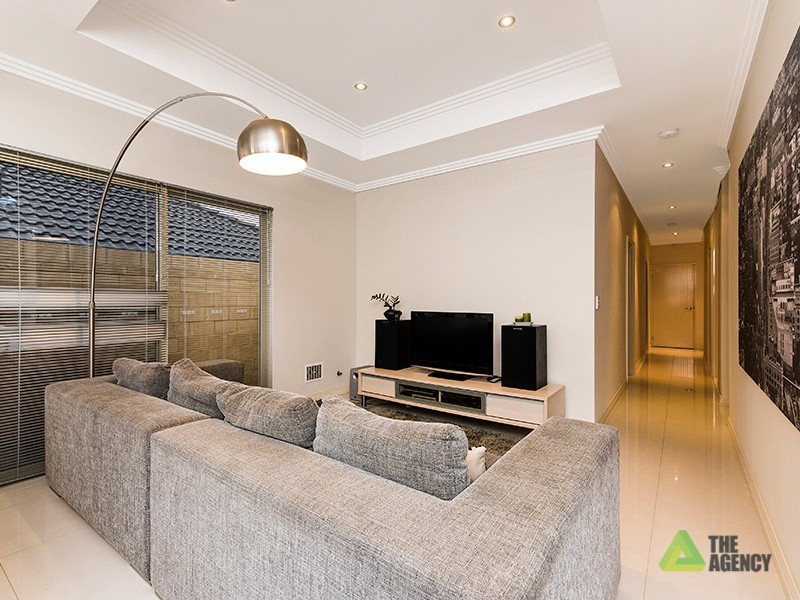 42 Dallington Crescent, Balga WA 6061