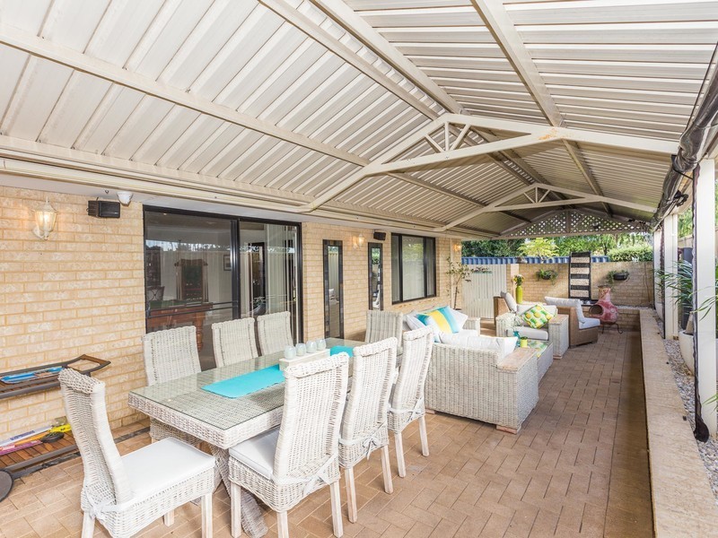 16 Allendale Entrance, North Lake WA 6163