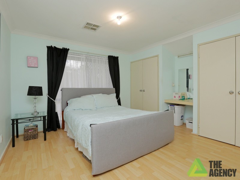 21 Battersea Road, Canning Vale WA 6155