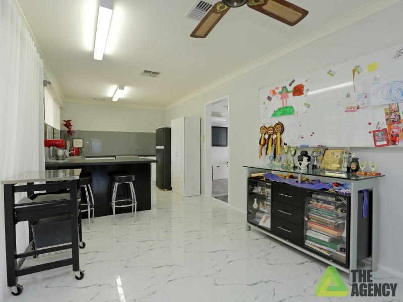 21 Battersea Road, Canning Vale WA 6155